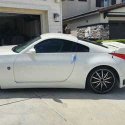 2008 NISSAN 350Z