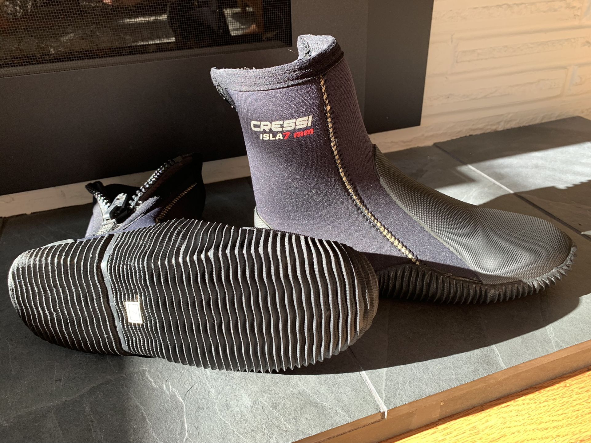 Cressi Isla 7mm Neoprene Diving / Wading Boots for Sale in Portland, OR