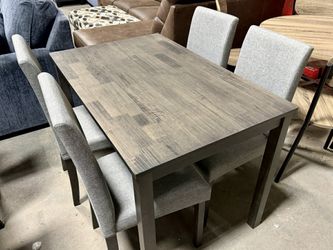 5pc Dining Set Great Deal!