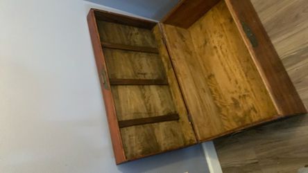 Wood chest