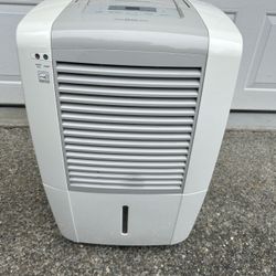 Frigidaire dehumidifier 