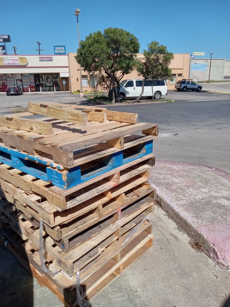 PALLETS for Sale in San Antonio, TX OfferUp