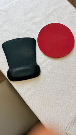 Mouse pads (2) Red & Black