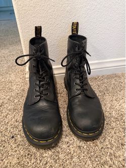 Dr.Marten Size 6 Boots