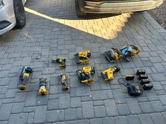 DeWalt Cordless Power Tool Set with Batteries