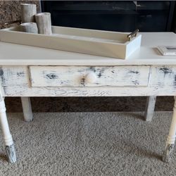 Small Antique Distressed Coffee/Tea Table 