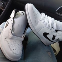 Black And White Air Jordan Size 11 
