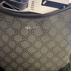 Nine West New $15