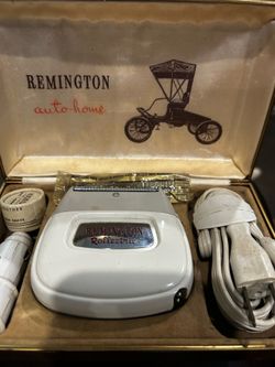 Vintage Remington electric shaver