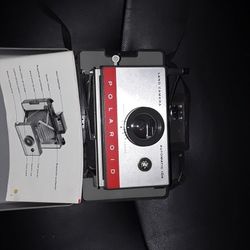 Polaroid 104 Camera Good Condition