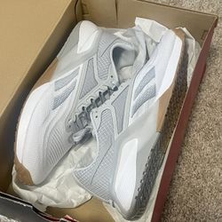 Reebok Women’s Size 11, New