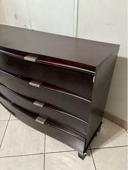 Free Dresser