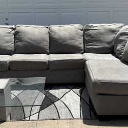 Gray L-Shaped Sectional Sofa 