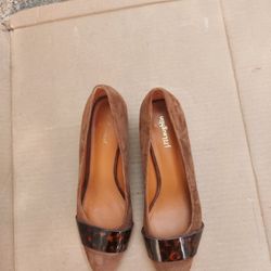 J McLaughlin Women's Shoes Size 10