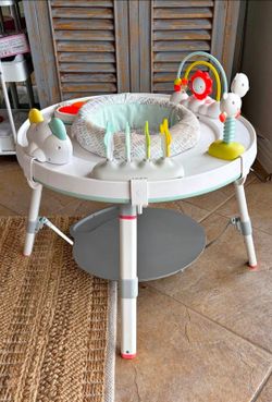 Skiphop play center