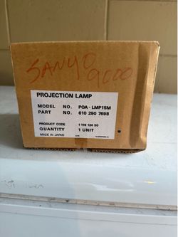 Sanyo POA-LMP15M Projection Lamp (NEW)