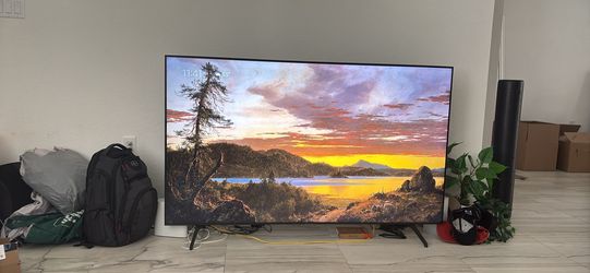 Samsung 70” 4K UHD Smart Smart TV – HDR – Bluetooth – UN70TU7000