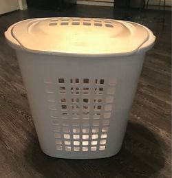Hamper
