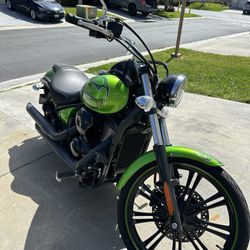 Kawasaki Vulcan 900