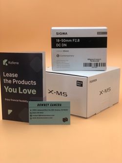 FujiFilm X-m5 camera w/ sigma 18-50mm X Mount lens bundle