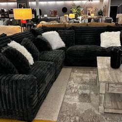OM• $38 Initial • Brand New& Plush 3 Piece Sectional 