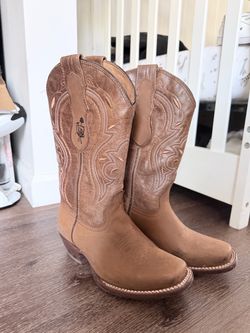 Botas