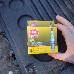8 ZFR6FGP NKG Spark Plugs 