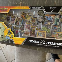 Pokémon Heavy Hitters Premium Collection