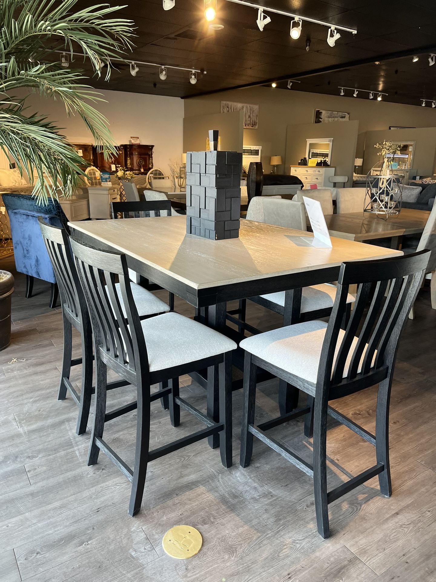 Table 4 Barstools And Bench