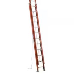 Werner D6200-2 24-ft Fiberglass Type 1A-300-lb Load Capacity Extension Ladder