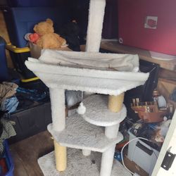 Cat Tower 