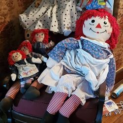 Lg Vintage 5ft & smaller Raggedy Ann Doll lot - 