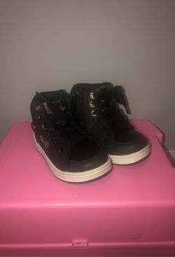 Hello Kitty toddler shoes