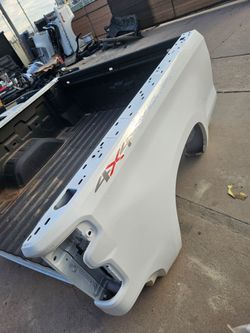Chevy Silverado Sierra bed side caja box 19 to 27 medium