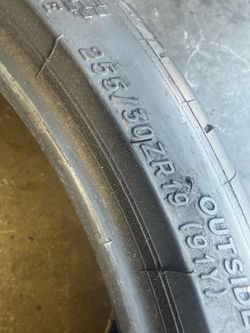 255/30/19 Michelin Tire $60.00