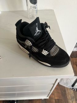 Jordan 4s