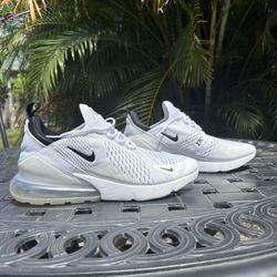 Nike Air Max 270