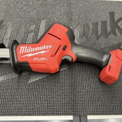 Milwaukee Hackzall