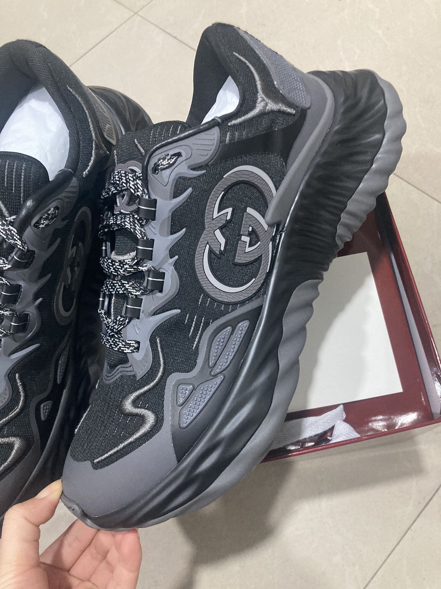 Gucci sneakers