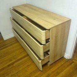 New Mid Century Modern 6 Drawer Dresser, Chest of Drawers, Natural Oak