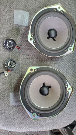 Acura MDX front speakers set