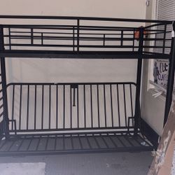 Complete Bunk Bed Frame Very Good Condition!!!