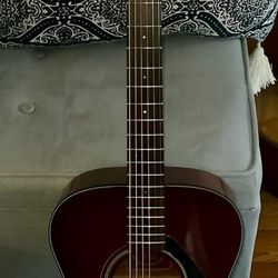 Acoustic Guitar- Yamaha Fs 700 S solid top package
