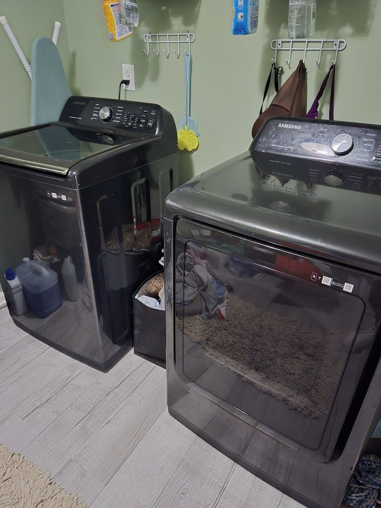 Washer And Dryer Set