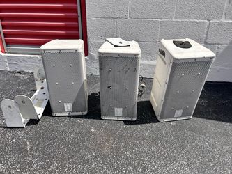 3 One Systems 108/HTC commercial/stadium mid speakers sound reinforcement system