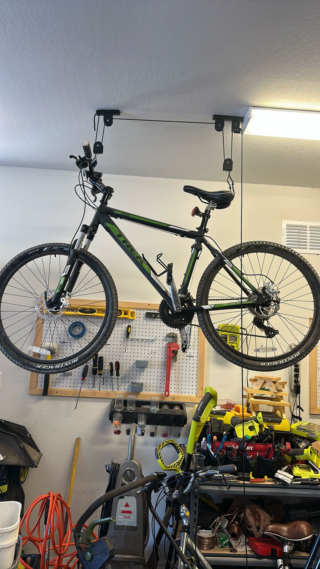 Men’s Trek Mountain Bike