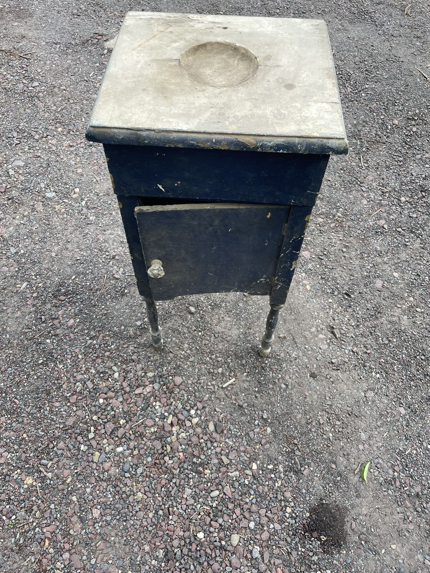 Dry Sink