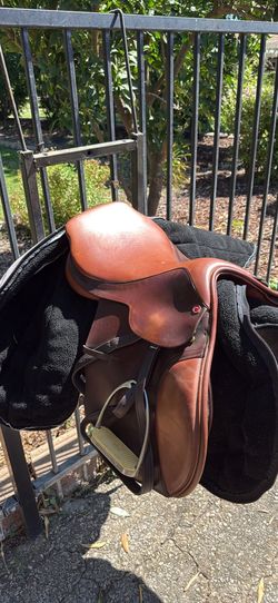 Albion English Saddle