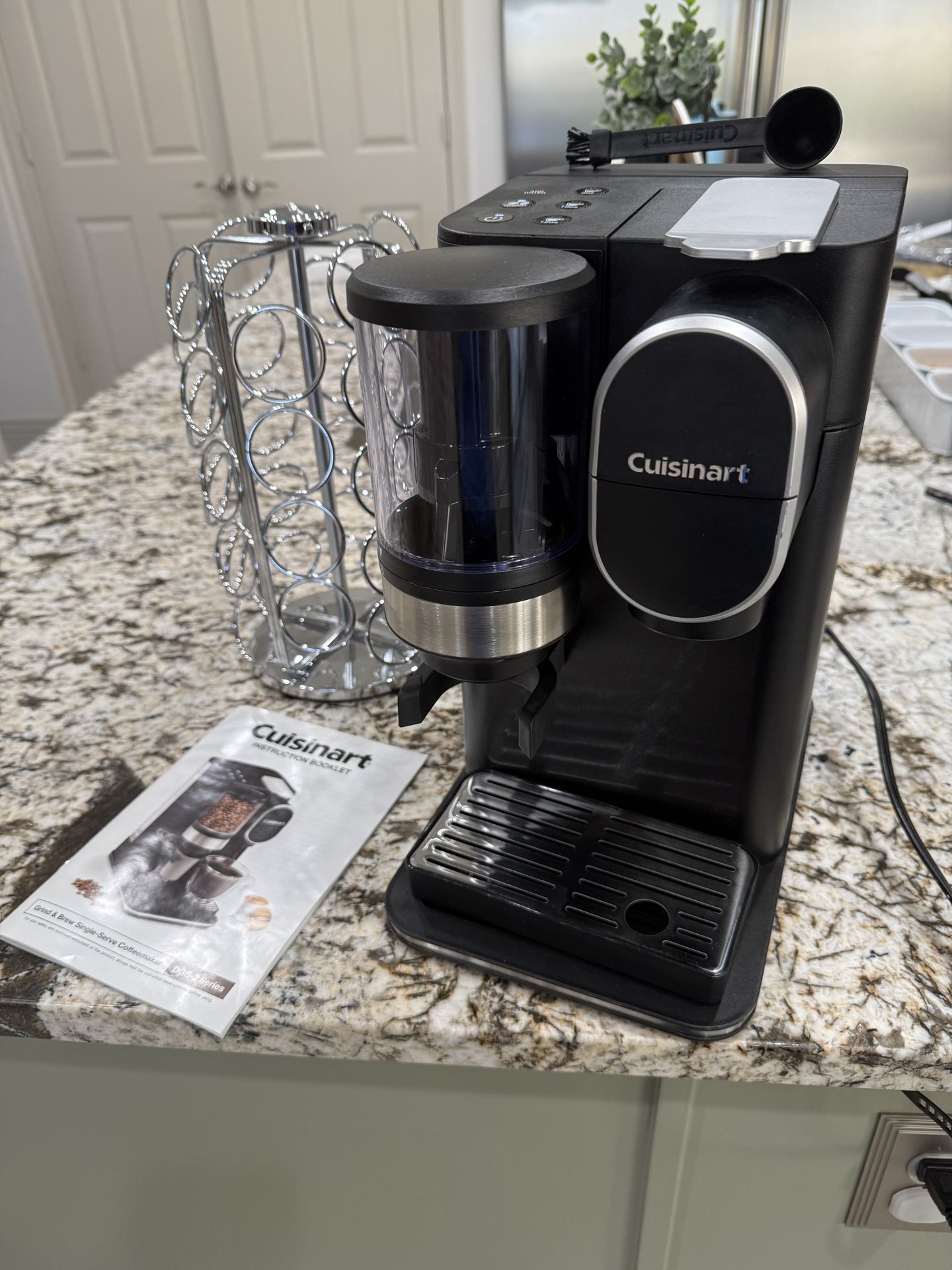 *Cuisinart Grind and Brew Coffee Maker-BRAND NEW!*