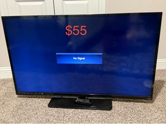 Vizio 50” Smart TV E500i-A1 w/ Remote – Works Great